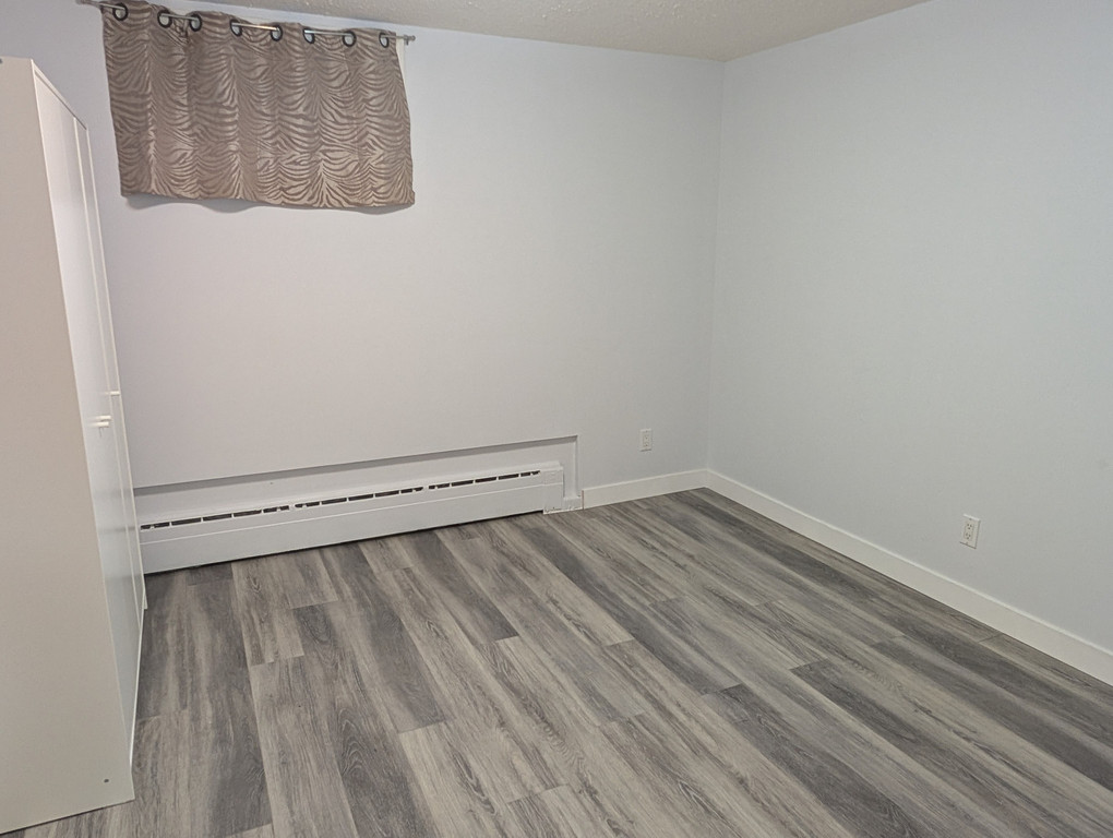 Bonnie Doon Basement Suite