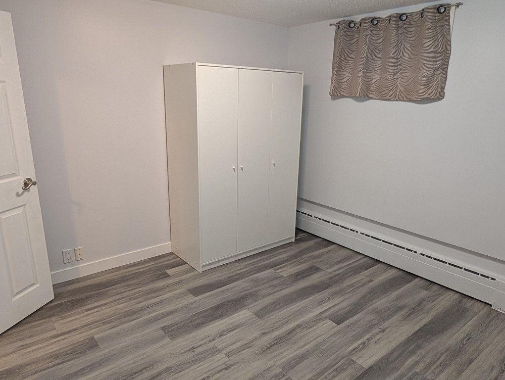 Bonnie Doon Basement Suite