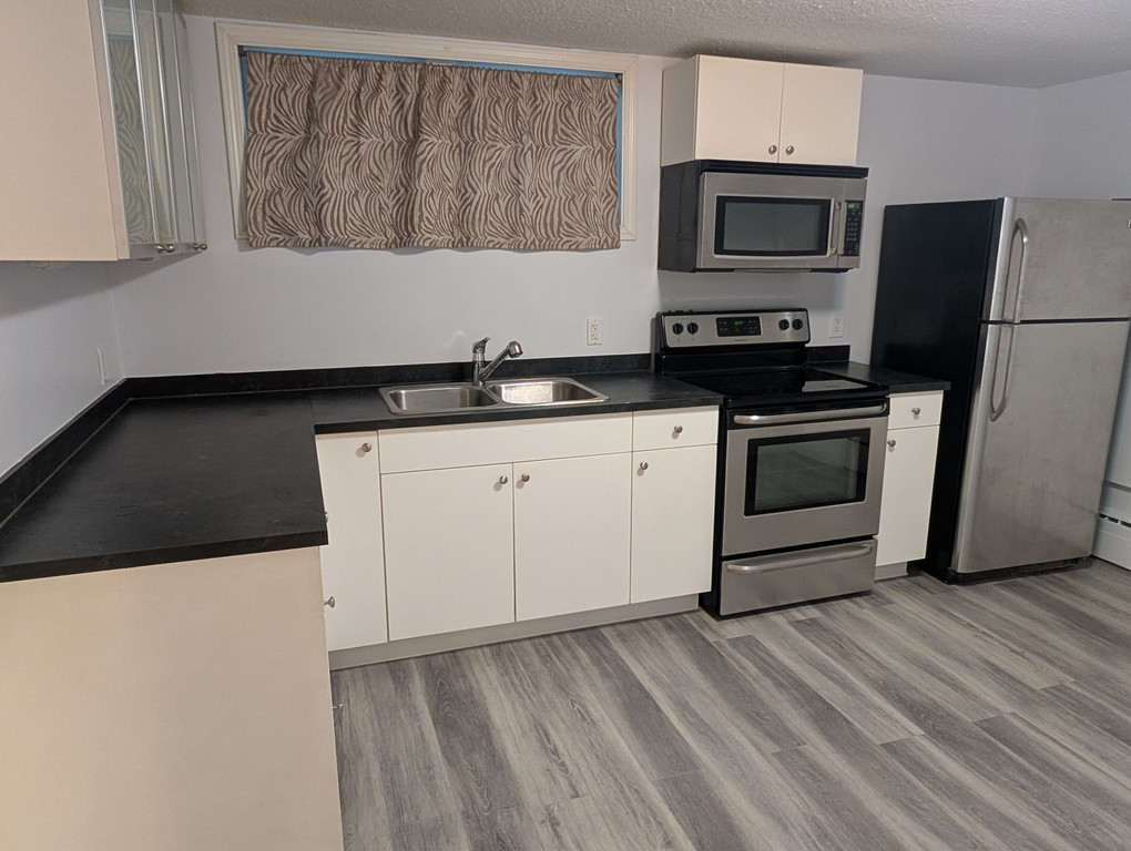Bonnie Doon Basement Suite
