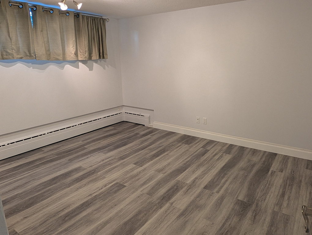 Bonnie Doon Basement Suite