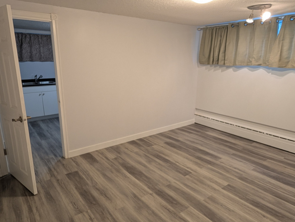 Bonnie Doon Basement Suite
