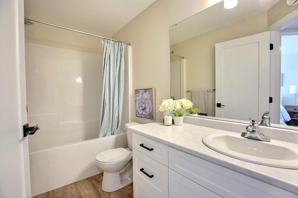 Henley Heights  - Photo 46