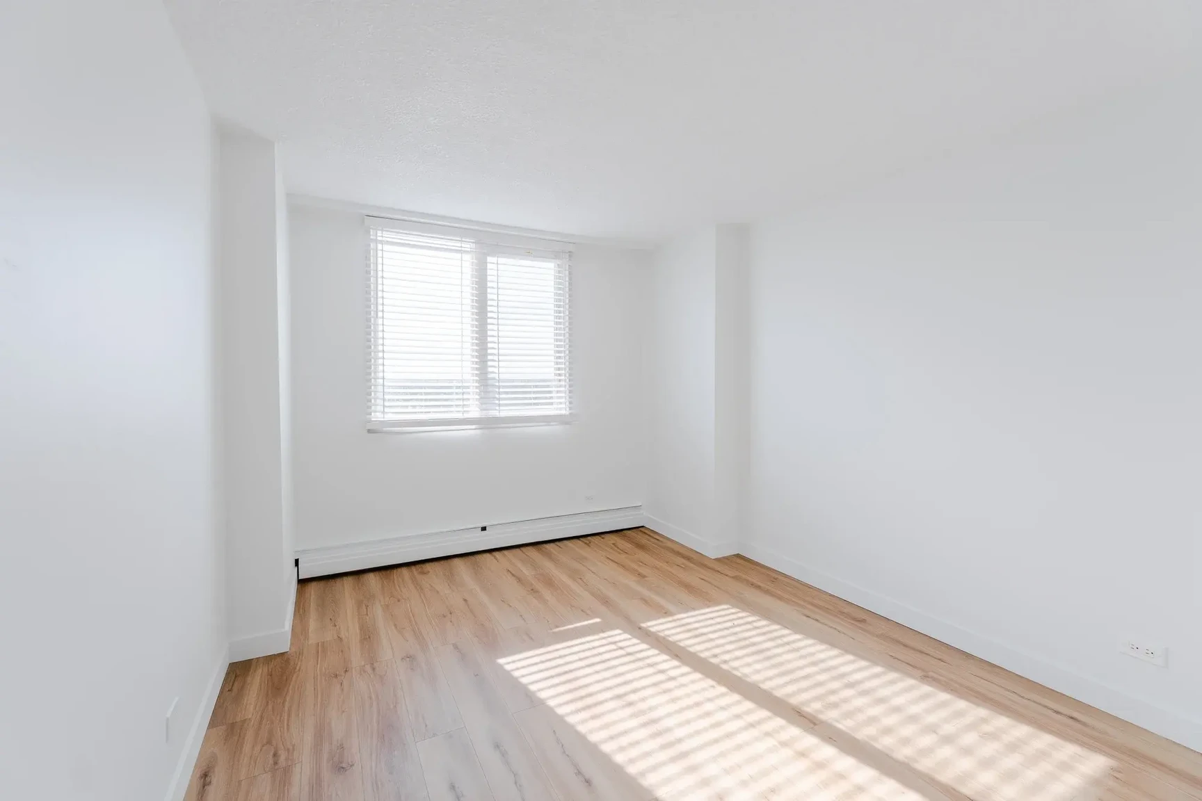Glenmore Heights - Photo 9