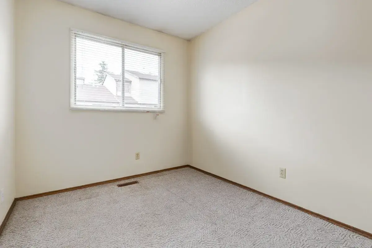 Huntington Townhomes - Photo 36