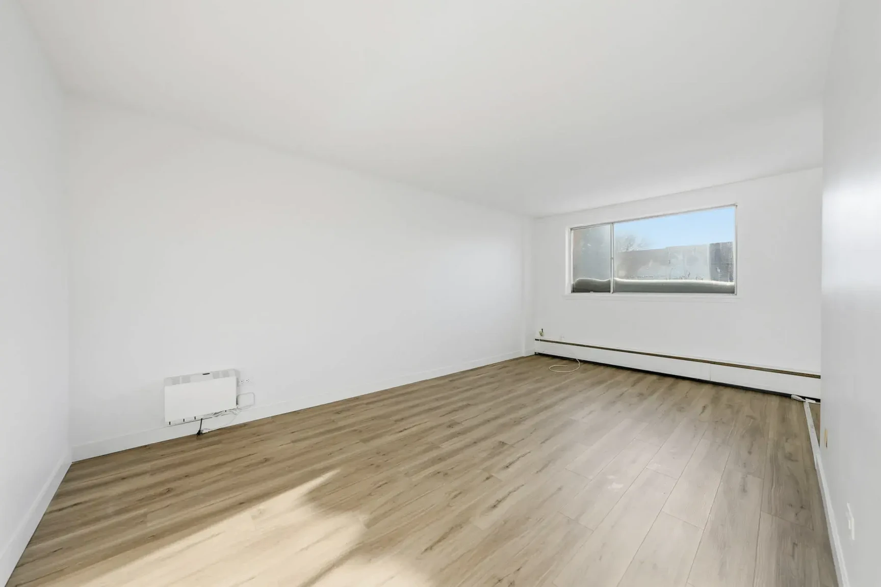 Lady Robinson Apartments - Photo 10