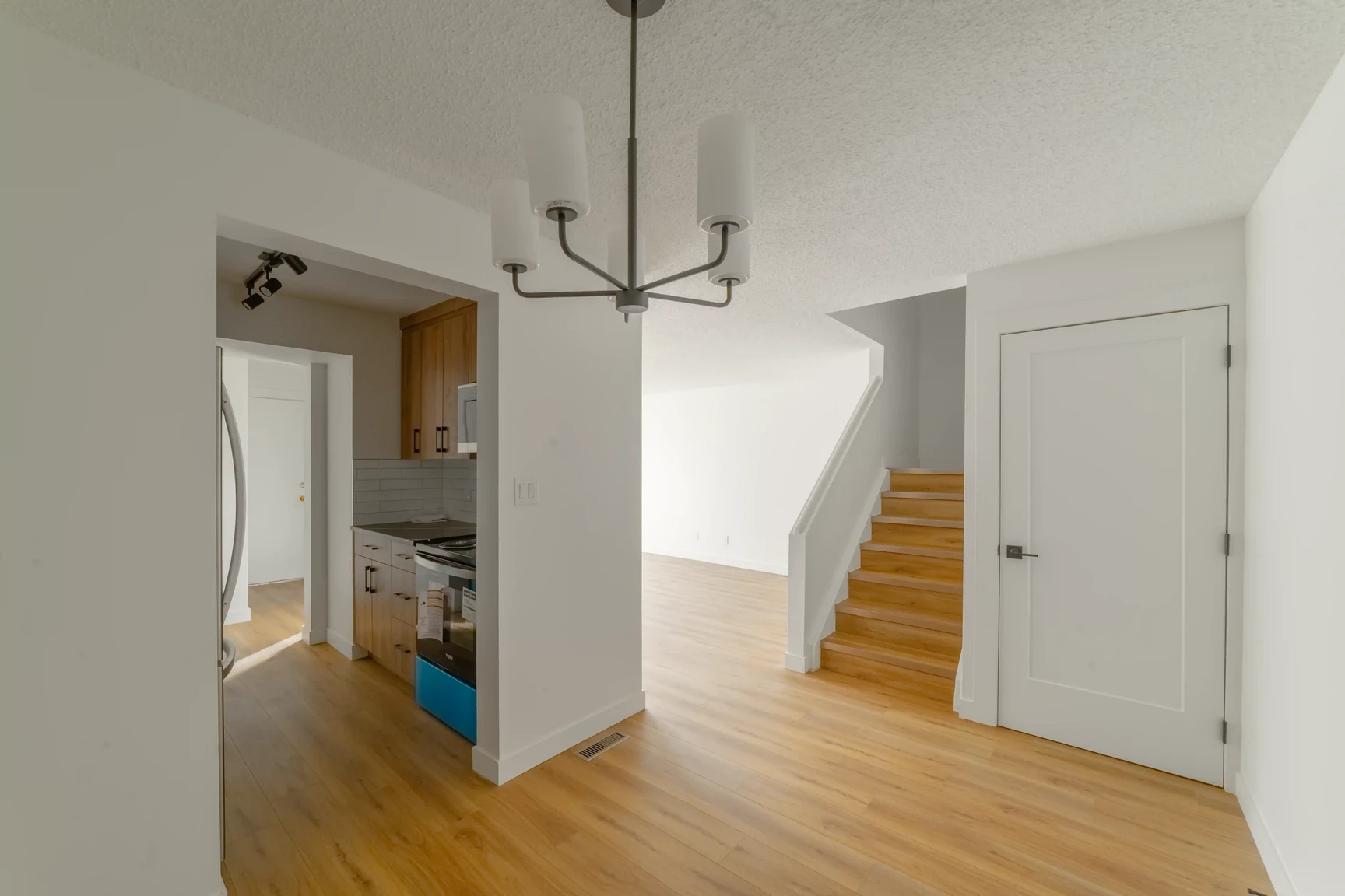 Huntington Townhomes - Photo 5