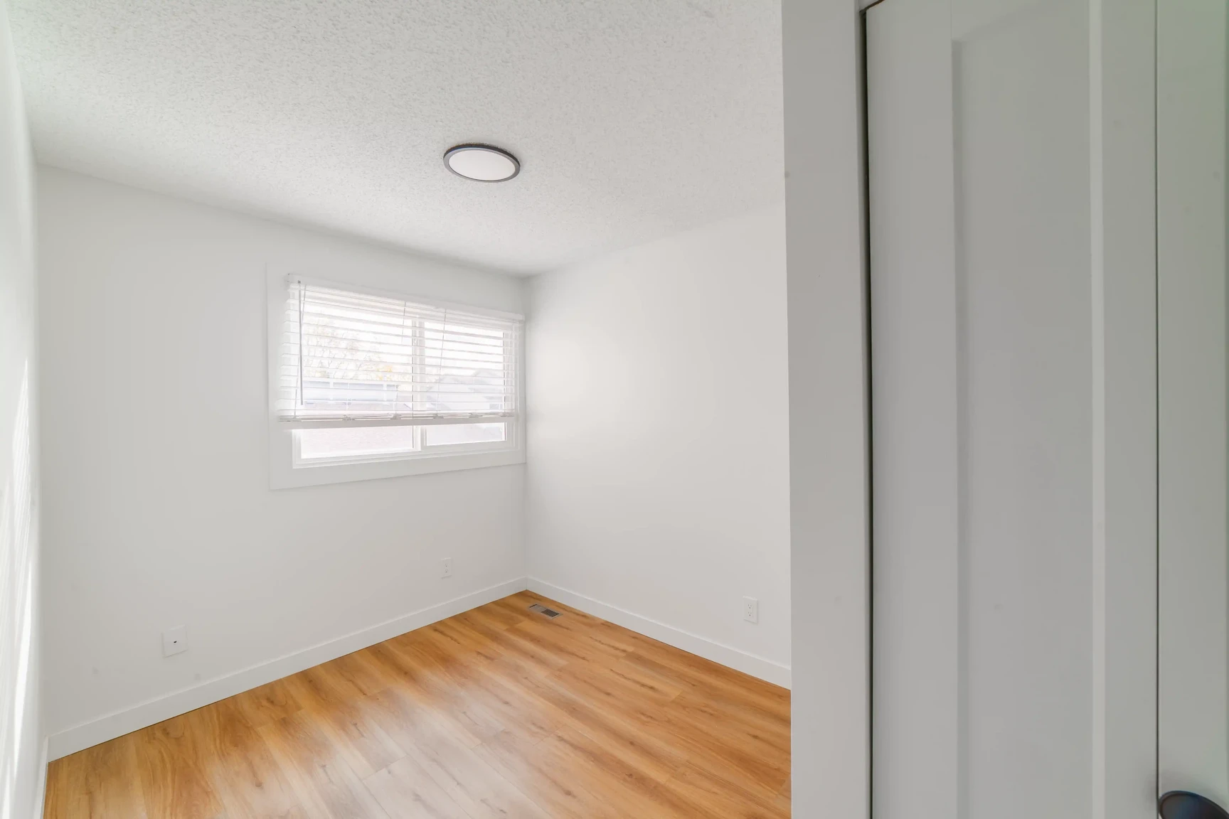 Huntington Townhomes - Photo 10