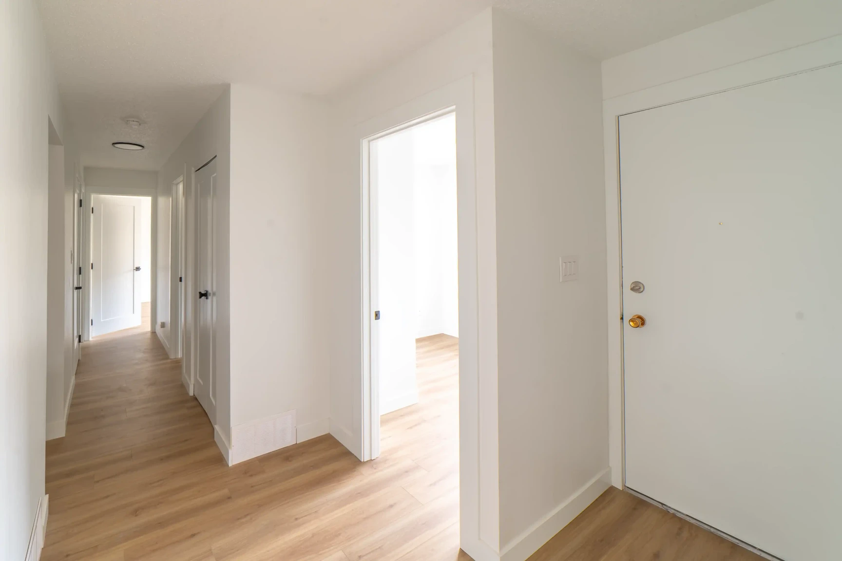 Huntington Townhomes - Photo 16