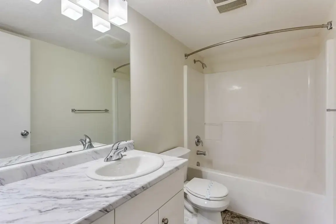 King's Heights - Photo 20