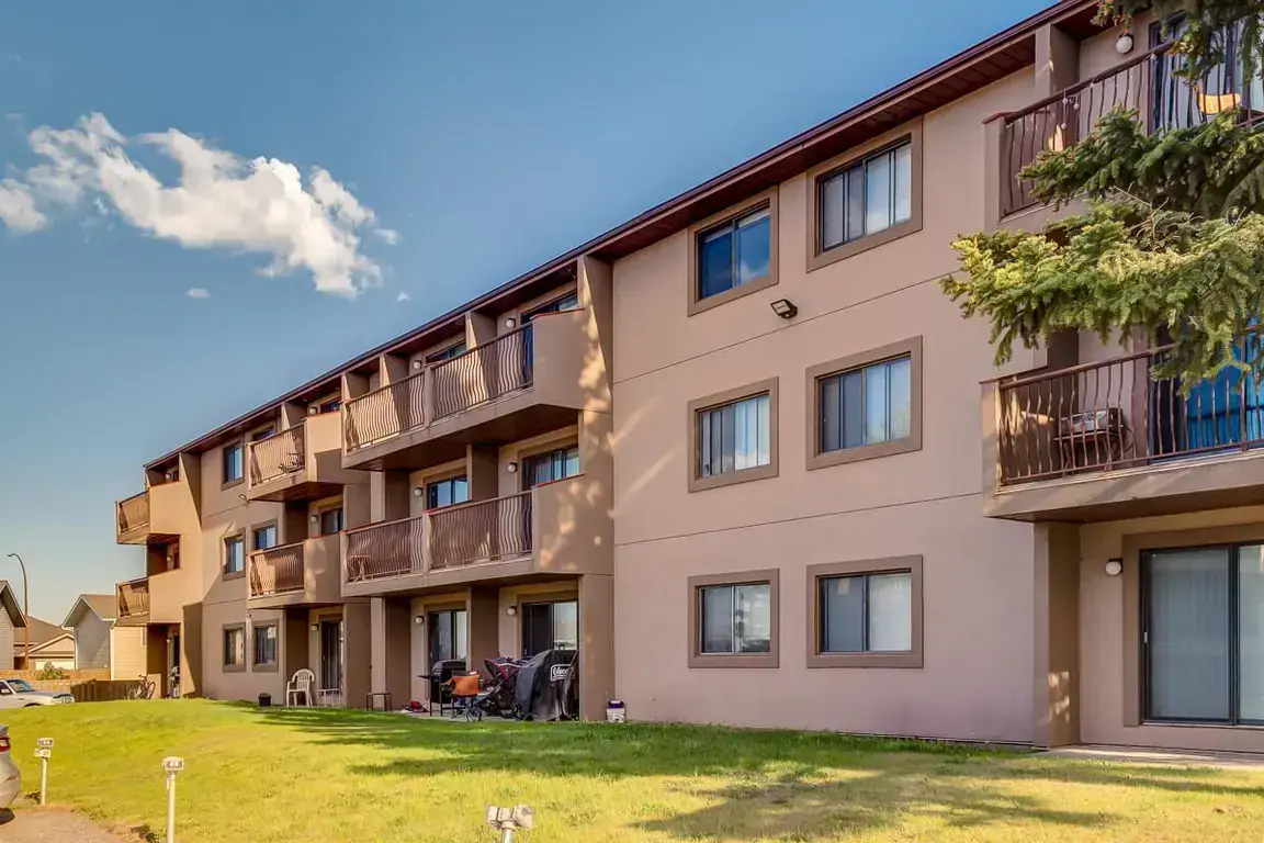 Avenue Living apartments for rent at King Art in Bonnyville.