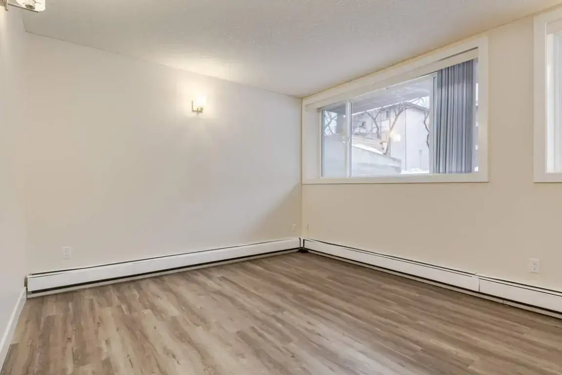 Alumni Apartments - Photo 5