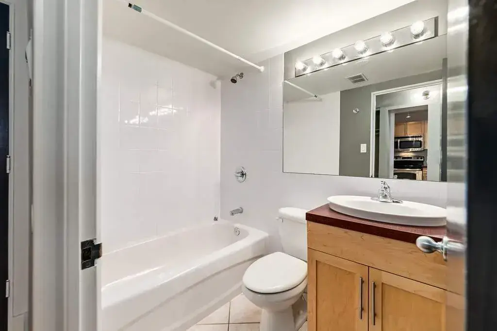 Garrison Apartments - Photo 7