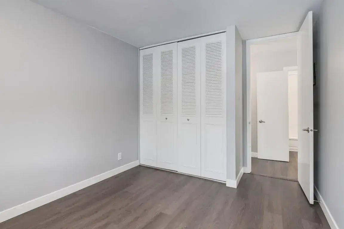 Glenmore Gardens Coach Homes - Photo 19