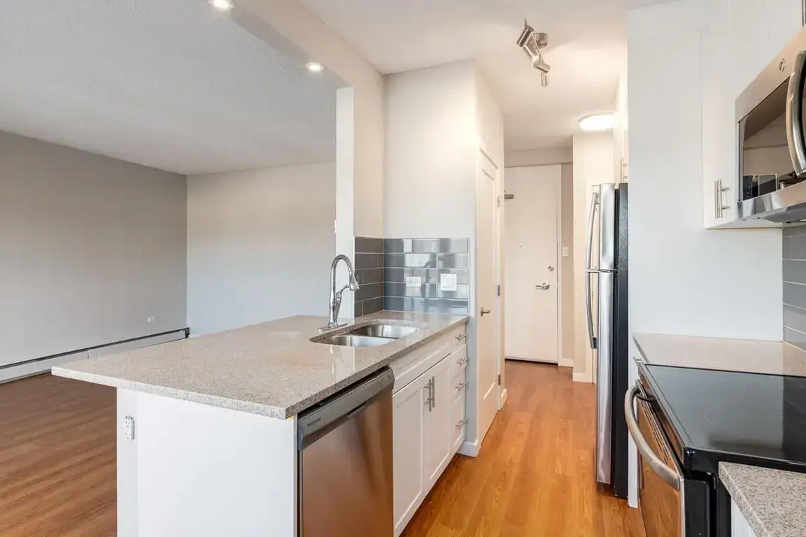 Glenmore Heights - Photo 30