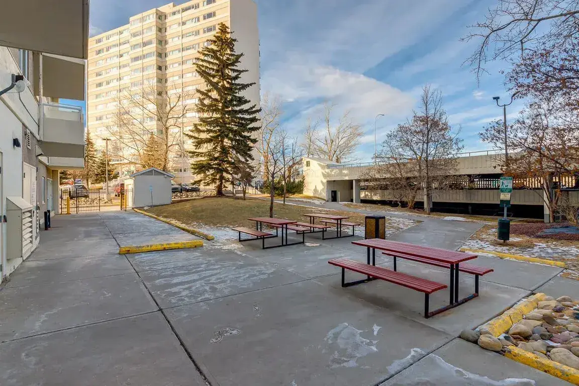 Glenmore Heights - Photo 45