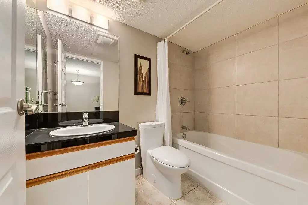Meredith Road Apartments - Photo 18