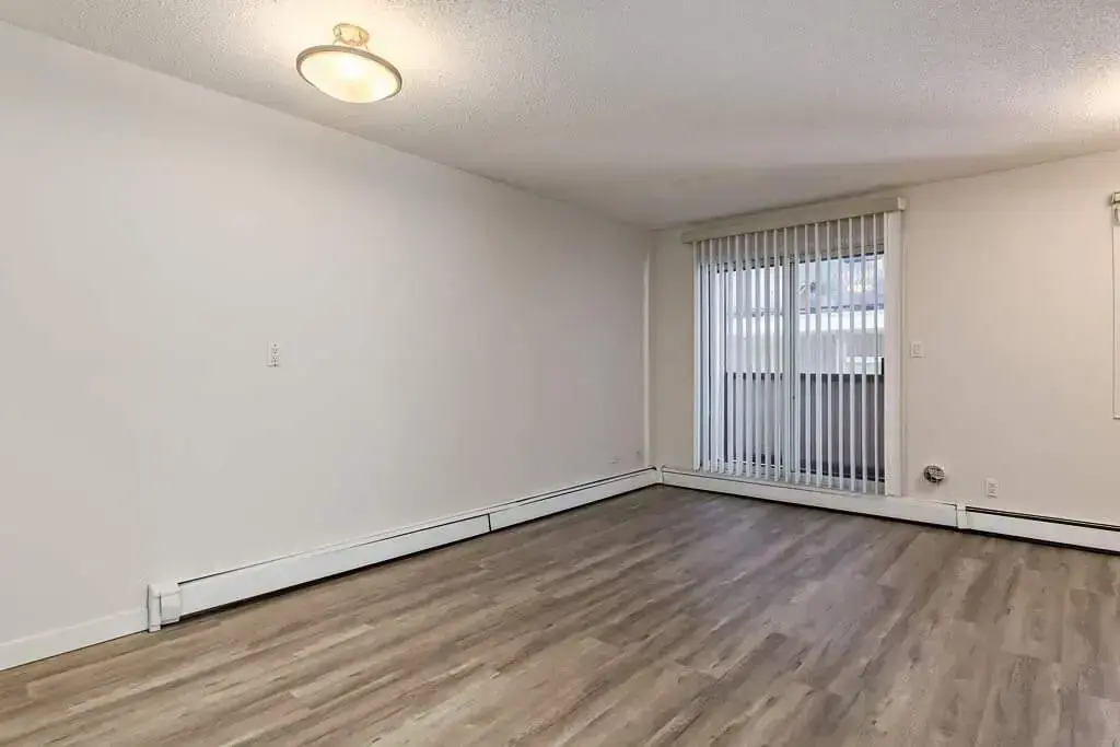 Meredith Road Apartments - Photo 19