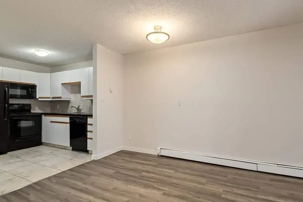 Meredith Road Apartments - Photo 21
