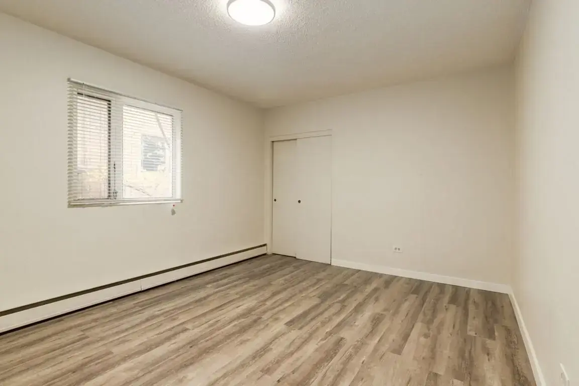 Peyto Apartments - Photo 9