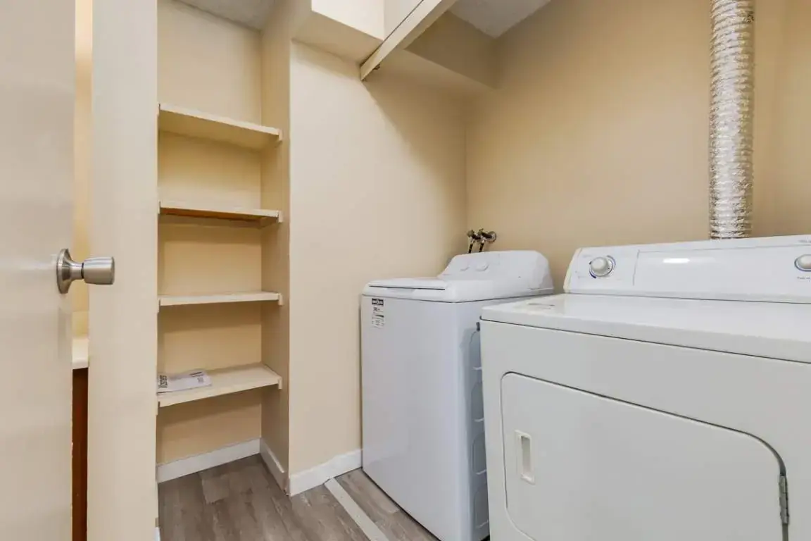Sunridge Village - Photo 67