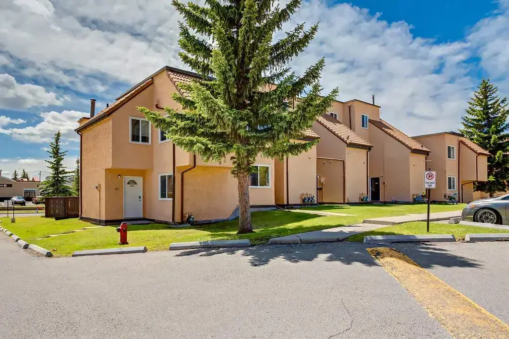 Sunridge Village - Photo 78