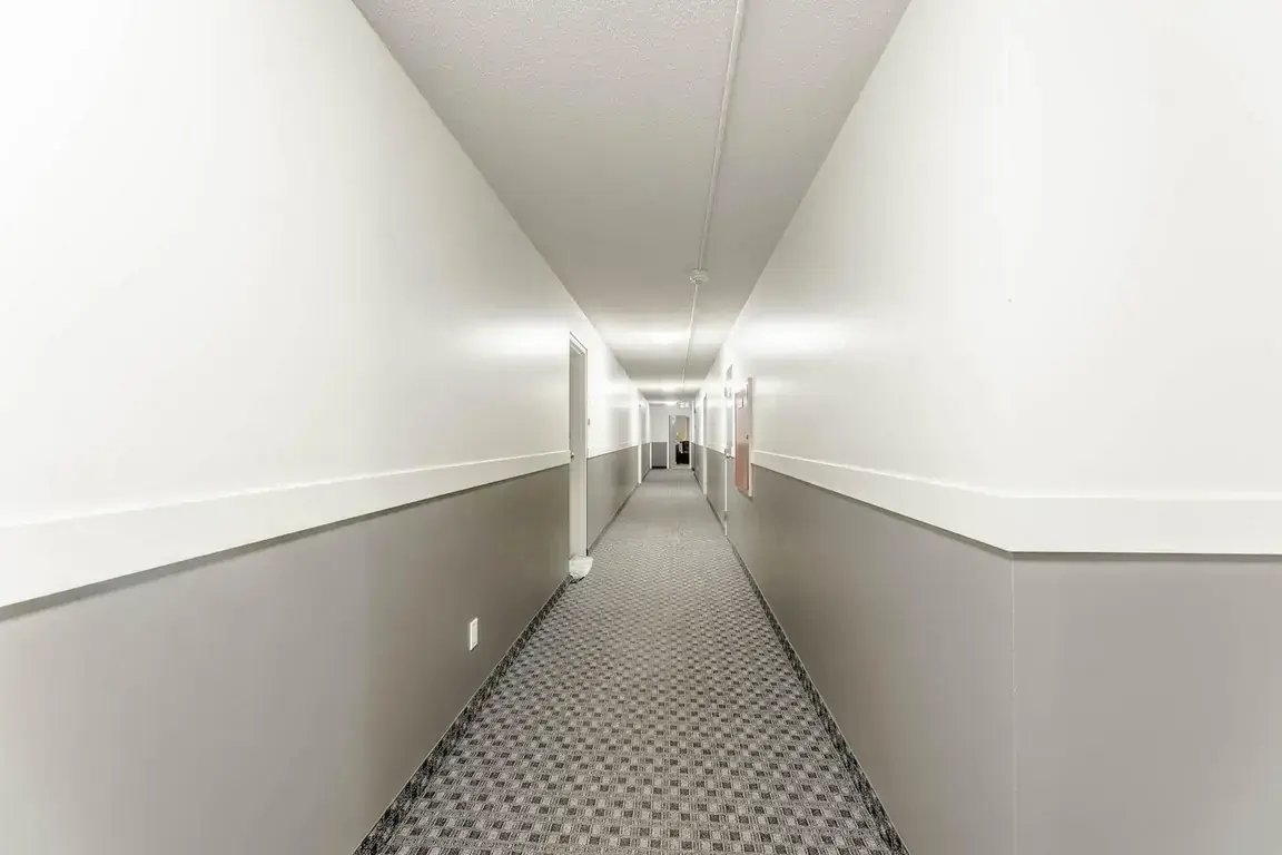 The Wellington - Photo 56