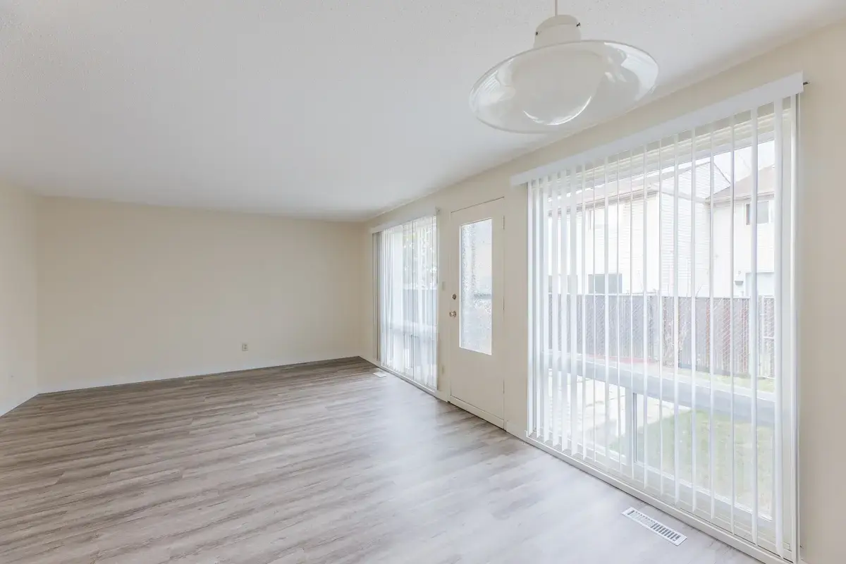 South Ridge Townhomes - Photo 9