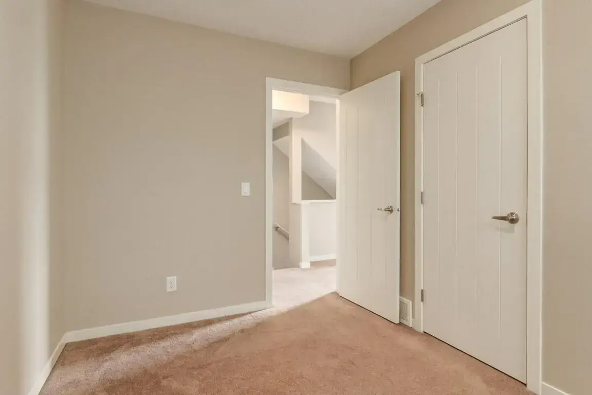 West Townes - Photo 15