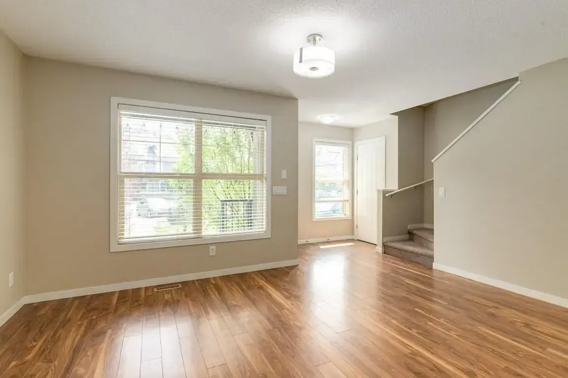 West Townes - Photo 4