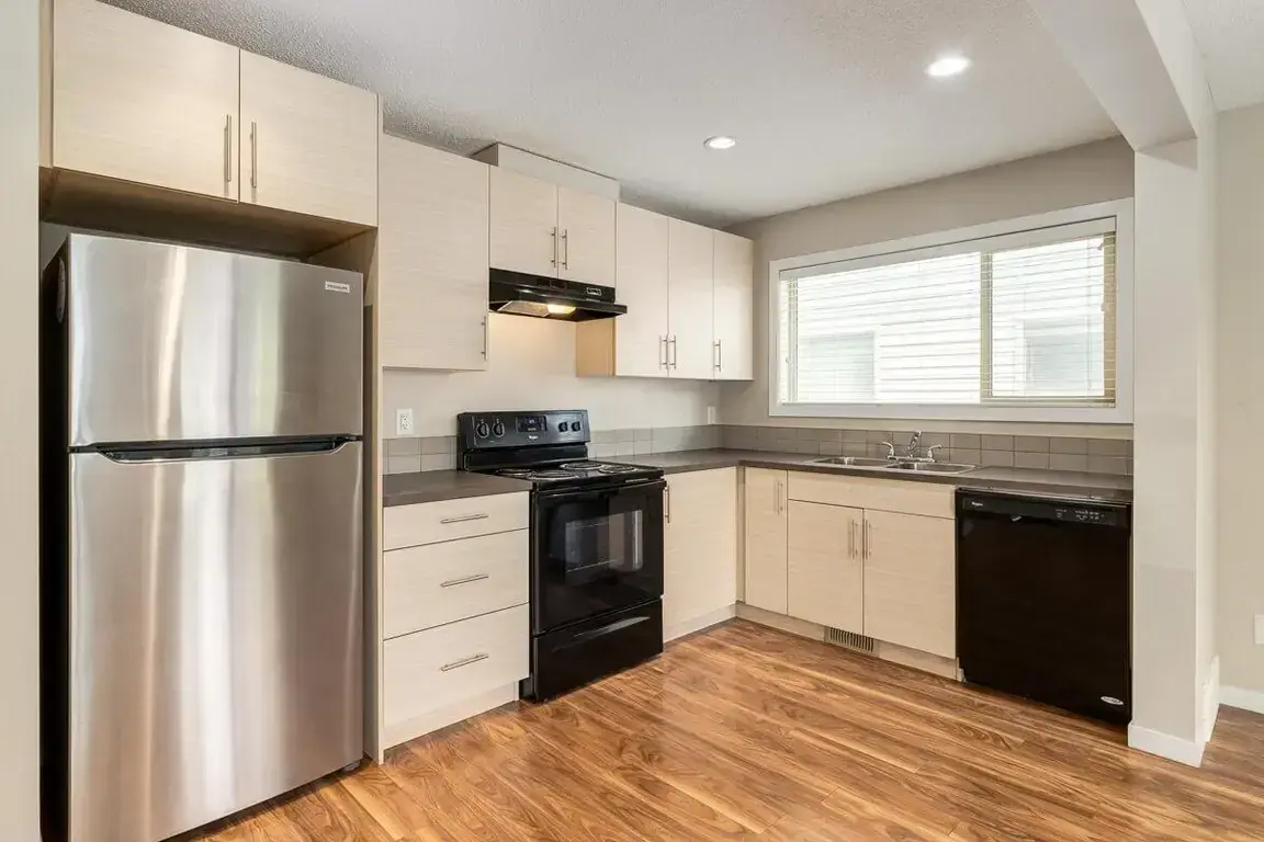 West Townes - Photo 23
