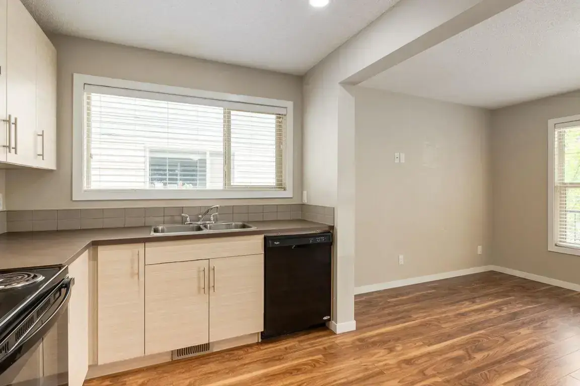 West Townes - Photo 25