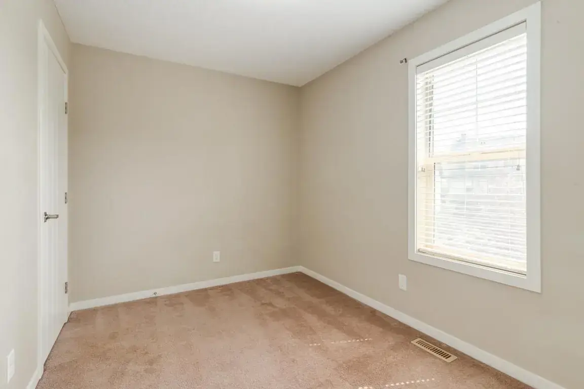 West Townes - Photo 28