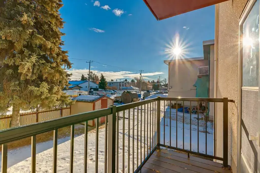 Apartment with balcony in Edmonton.
