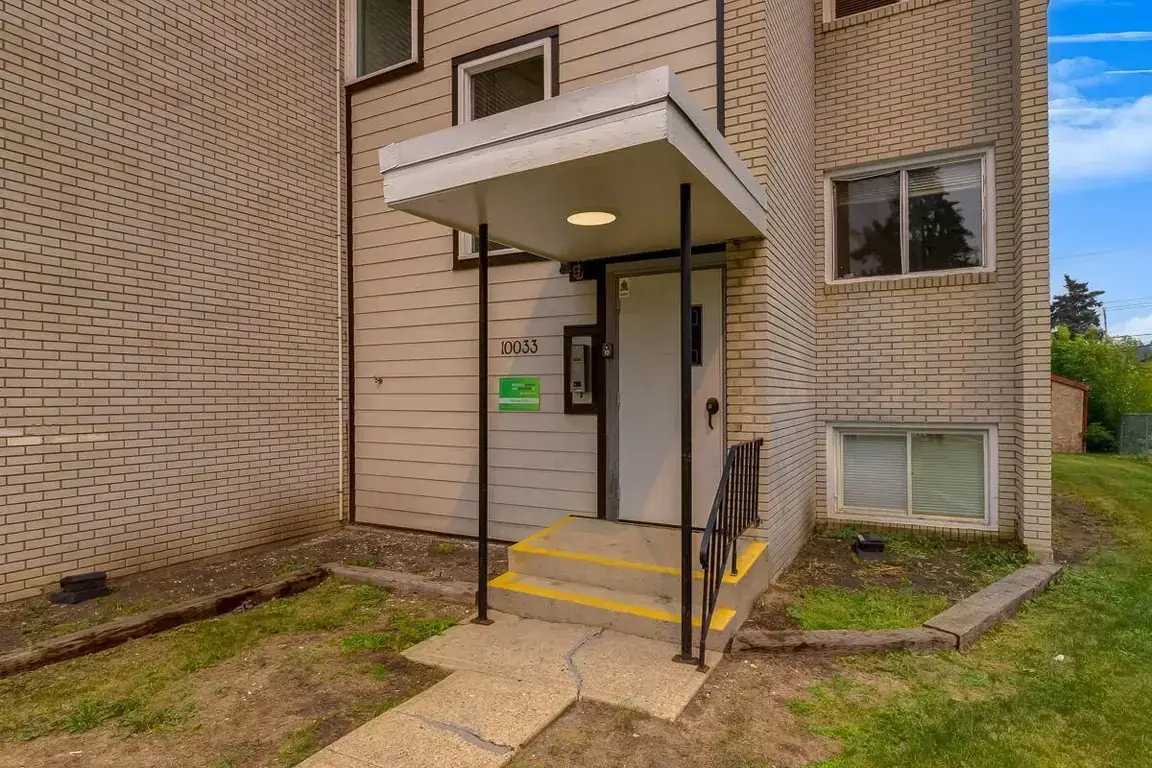 Apartments for rent in Edmonton.