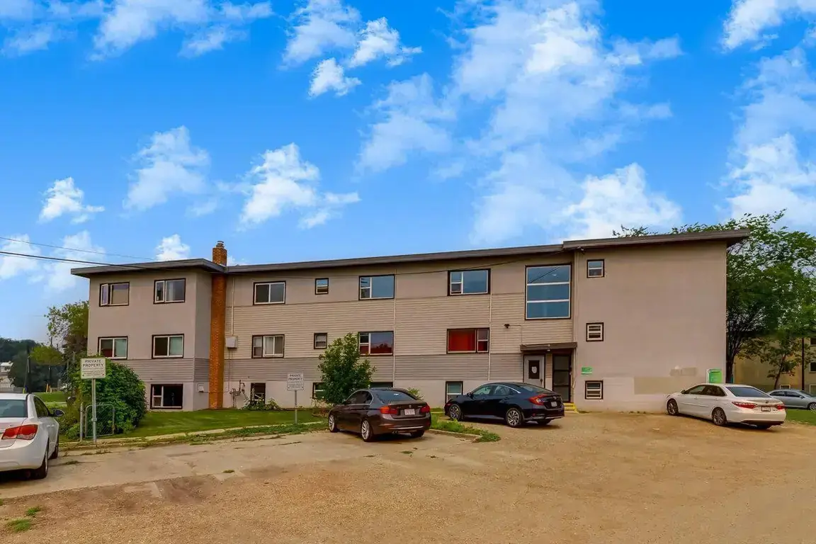 Alexandria Apartments - Photo 11