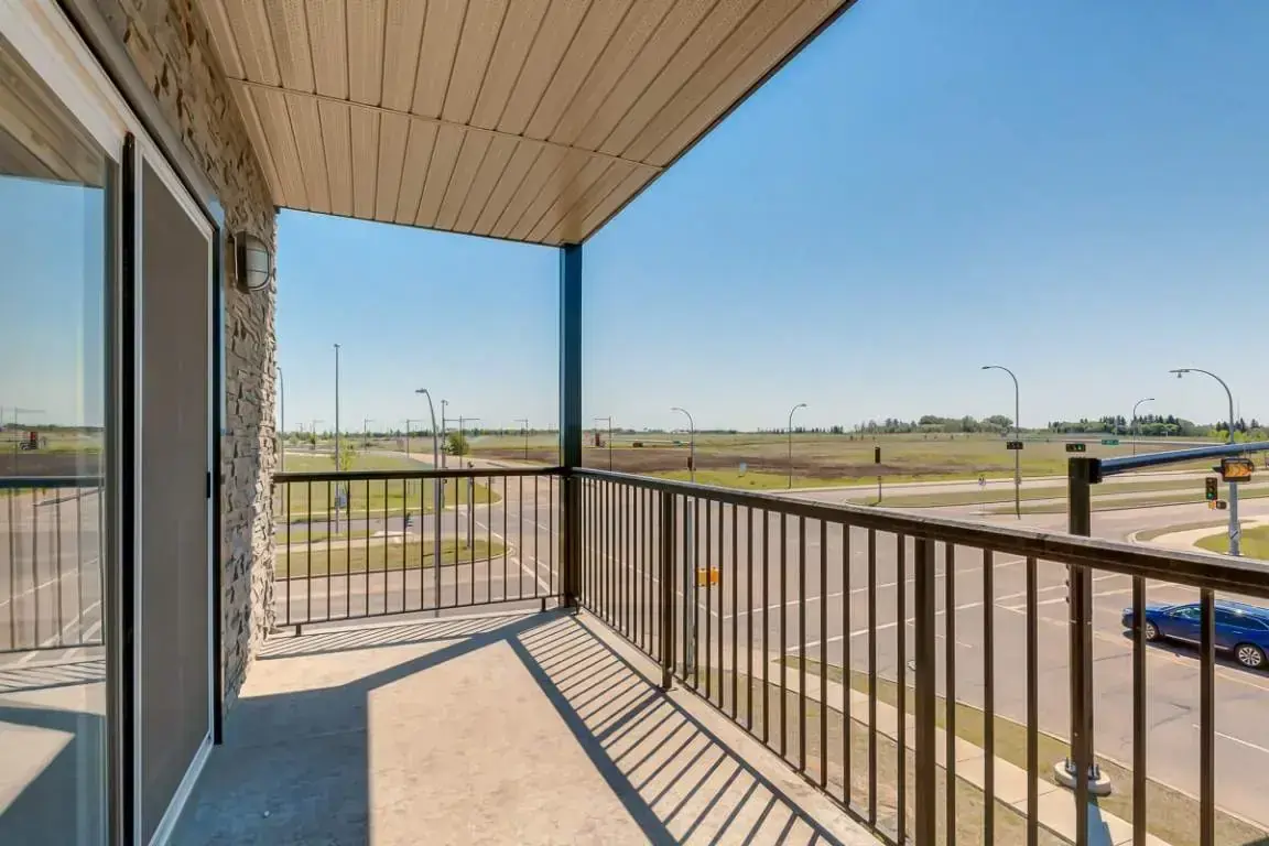 Avalon Court - Photo 8