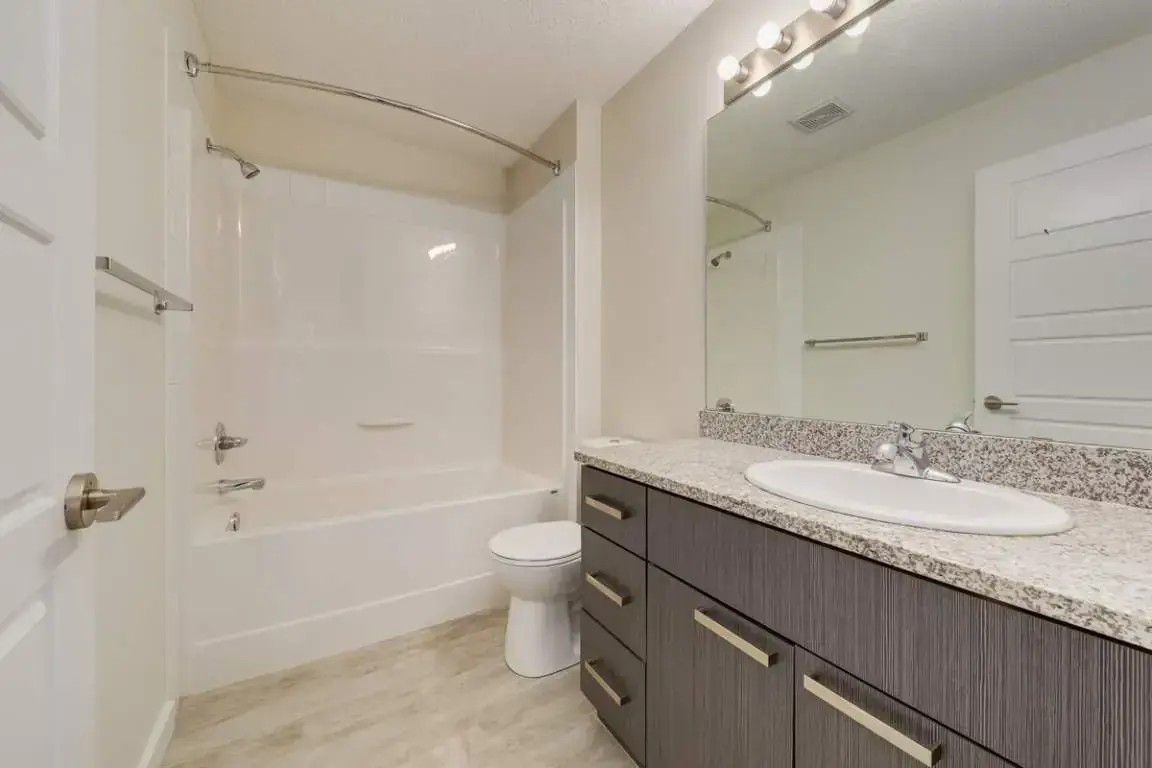 Avalon Court - Photo 26