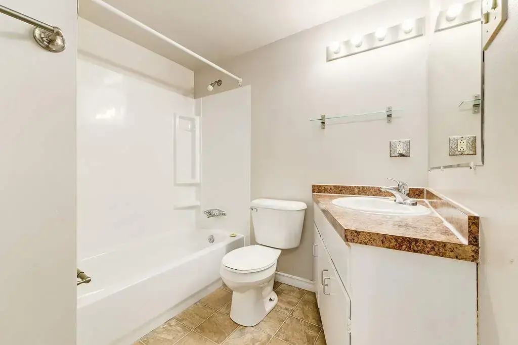 Beaumont Manor - Photo 9