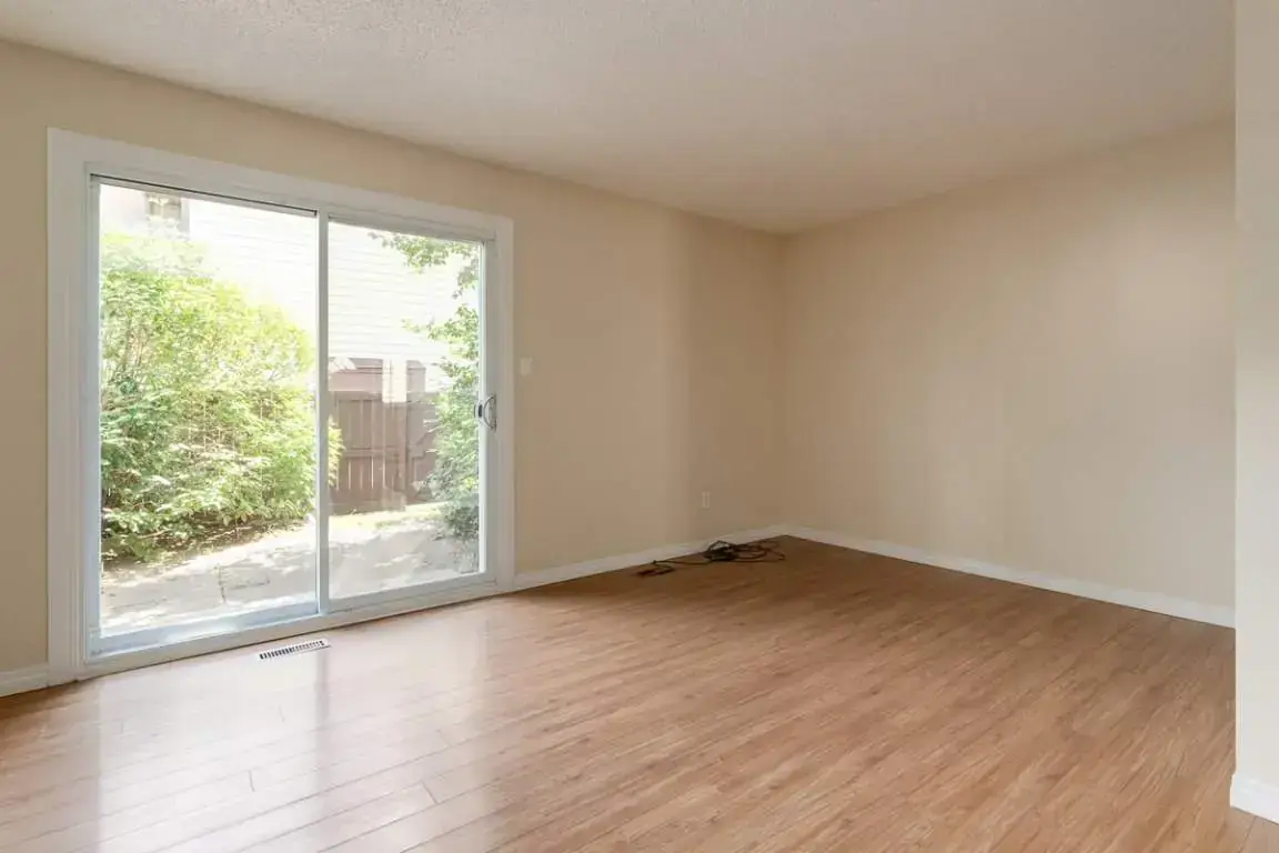 Cavell Ridge Townhomes - Photo 4