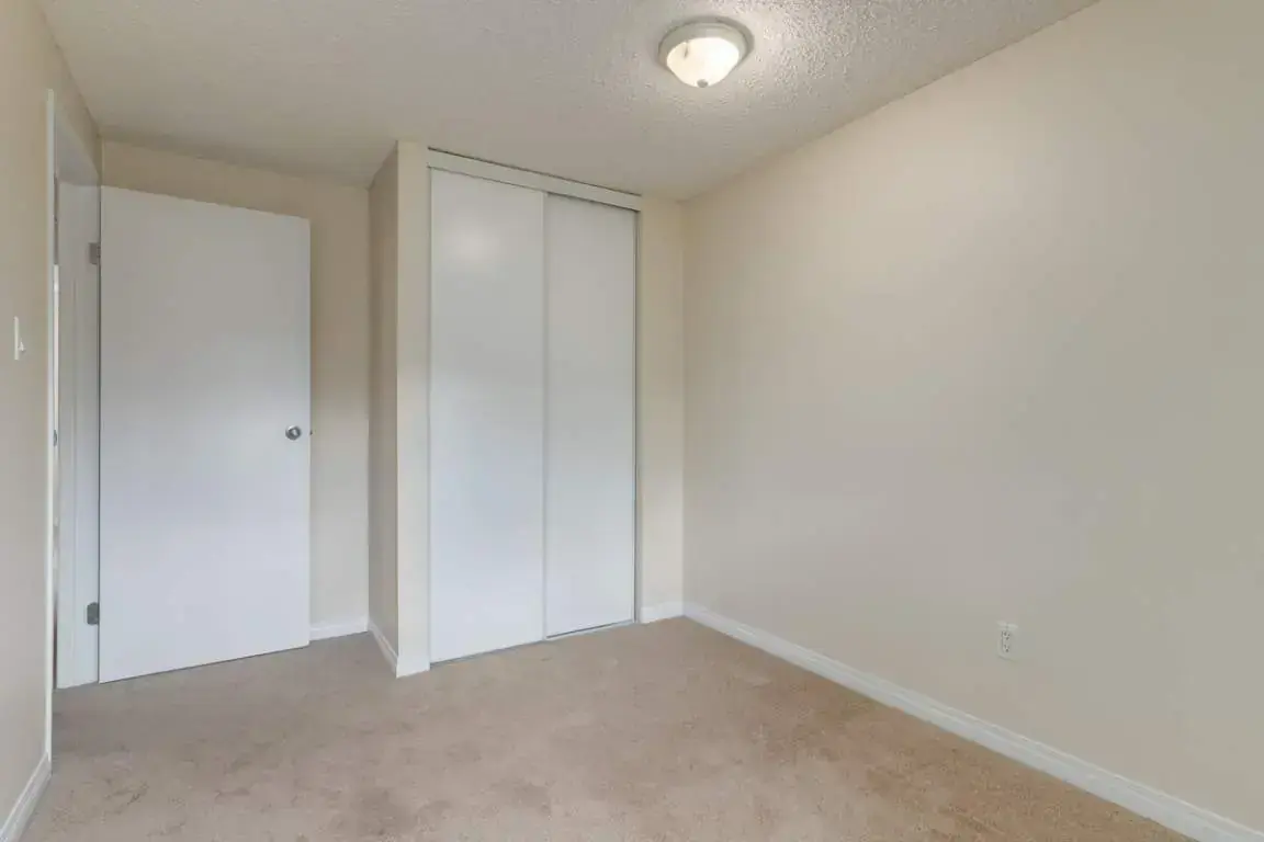 Cavell Ridge Townhomes - Photo 9