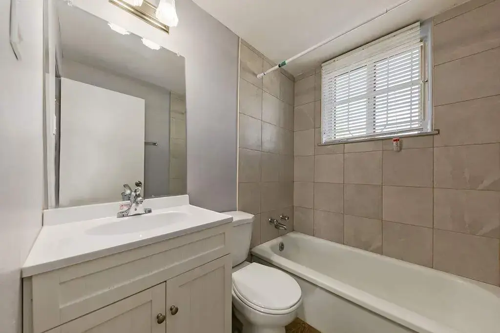 Eastwood Apartments - Photo 5