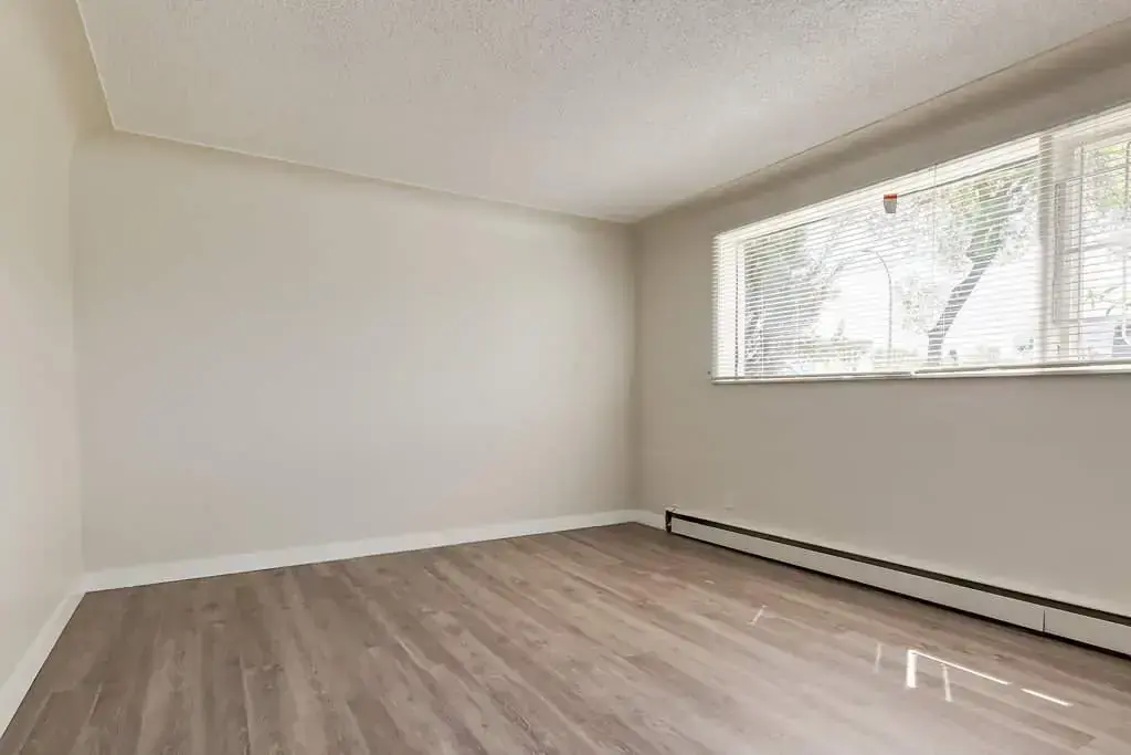 Eastwood Apartments - Photo 6
