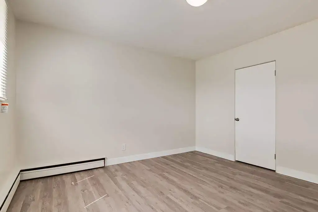 Eastwood Apartments - Photo 13
