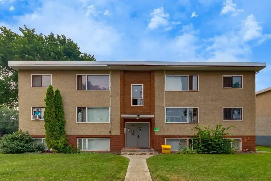 Eastwood Apartments - Photo 16