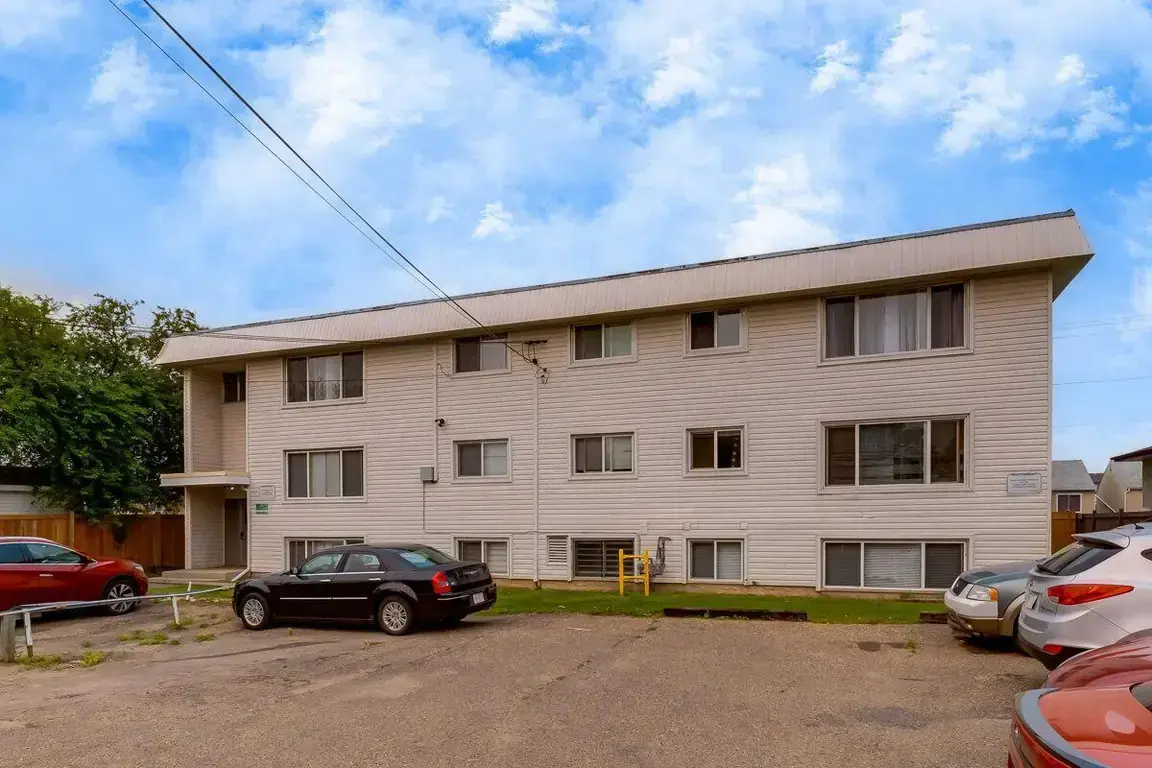 Fernwood Apartments - Photo 42