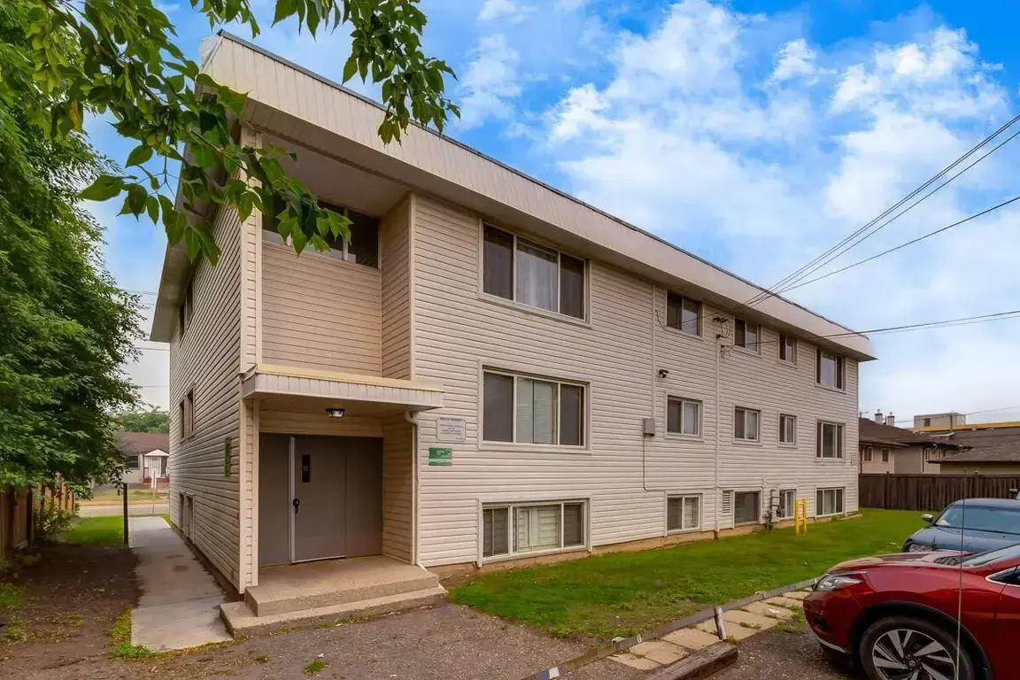 Fernwood Apartments - Photo 41