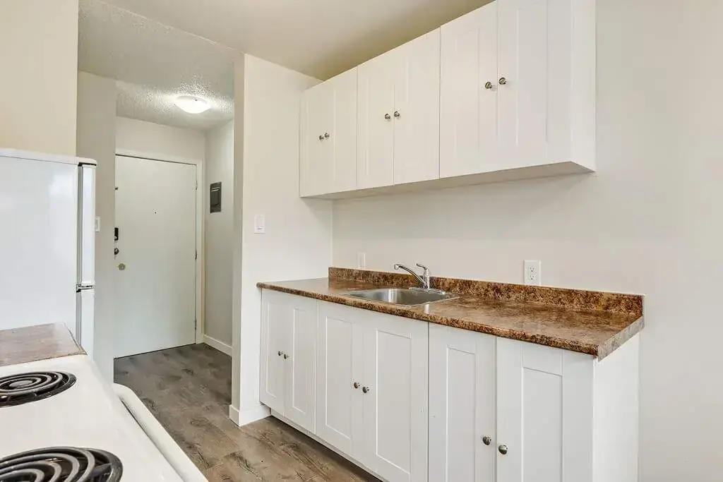 Forest Apartments - Photo 5