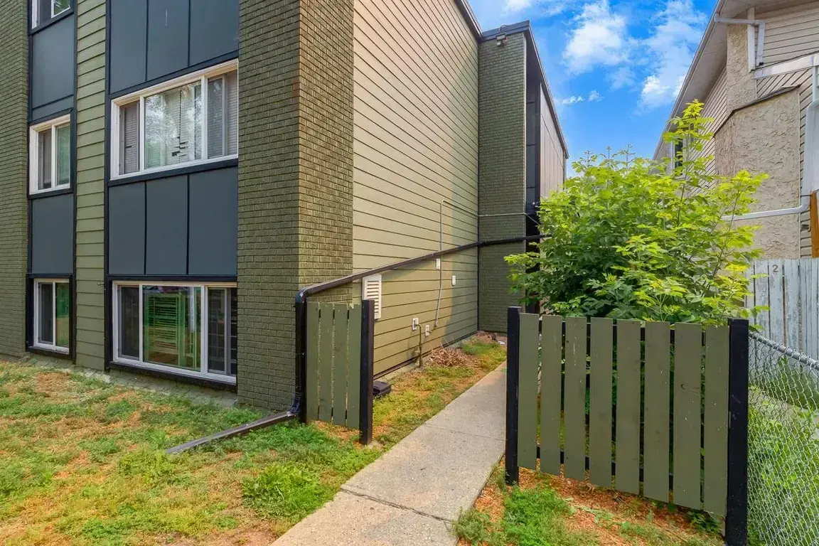 Forest Apartments - Photo 12