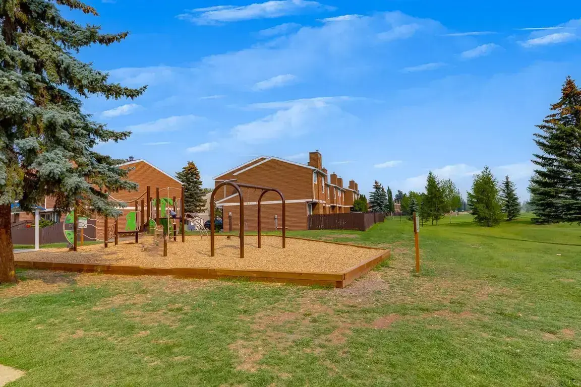 Hooke County Townhomes - Photo 3
