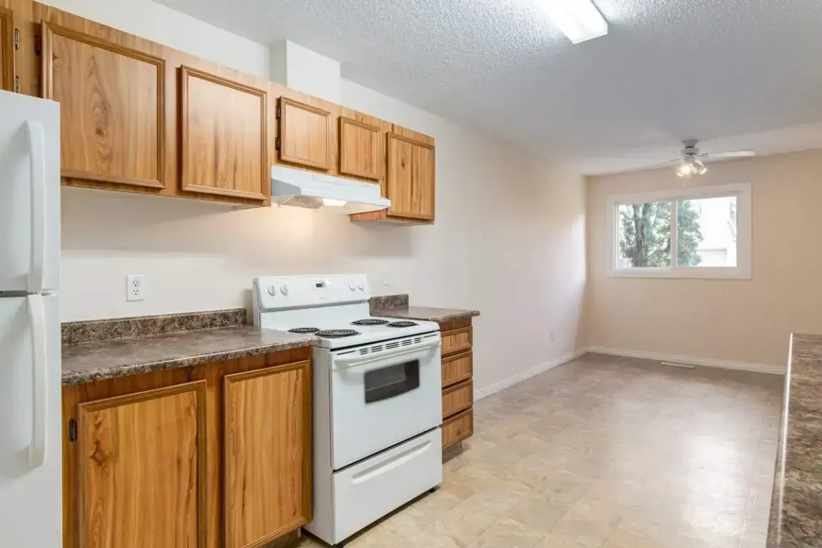 Hooke County Townhomes - Photo 4